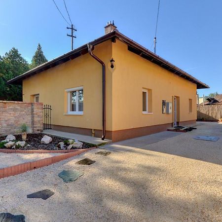 Anita Apartment Budapesta Exterior foto